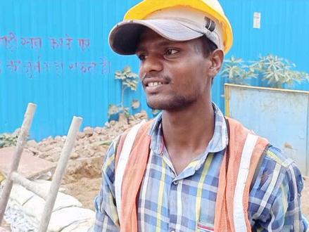 #海外抗疫日记 #旅行追梦计划 印度工地上印度工人一天的收入是…想在印度搬砖被拒