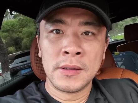 你的自选股该换血了!机器人“高切低”行情爆发,这20家核心公司刚刚被机构“翻牌子”!
全网首发!资金正在偷偷买入这些低位机器人龙头,你的持仓里有它们吗?(附核心名单)
#万手哥 #牛市来了 #股票 #财经 #金融