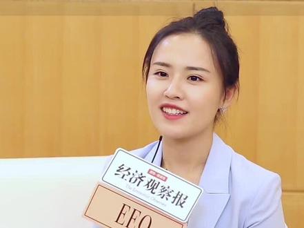 @房琪kiki 看来#旅行 博主和我们的旅行装扮正相反,谁不是带两箱子靓丽新装去旅行拍照呢?#中国国际广告节