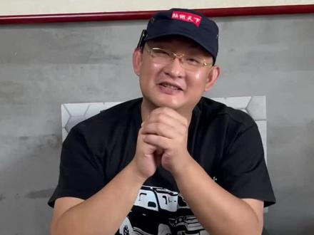 聊聊@边哥看世界 的座驾,一代神车陆巡LC80 #陆巡 #这才是男人的玩具 #说车聊车