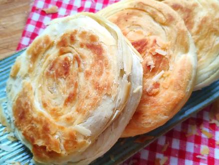 晋南油酥烧饼家庭做法,外酥里软层次丰富,咬一口直掉渣