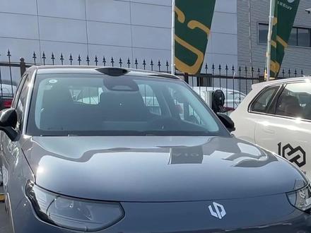 零跑A10动态体验,是骡子是马,拉出来看! #零跑汽车 #零跑A10 #零跑智驾 #10万以内买什么车好