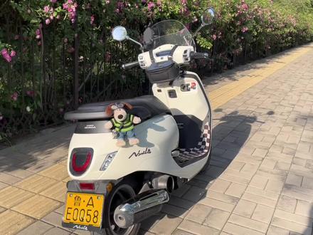 有车友问如何解决后视镜松动的问题,今天分享几个方法,大家可以试试,如果有其他方法可以在评论区一块分享一下#ns125la #小踏板 #ns125la改装 #中视频伙伴计划 #中视频