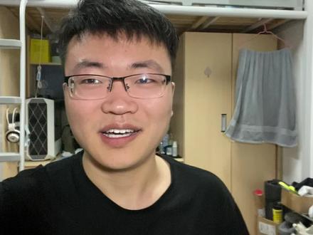 都说下你们想用来写什么文章吧!@你写文章不如AI的好朋友 #考研 #读研 #AI #大学 #整活