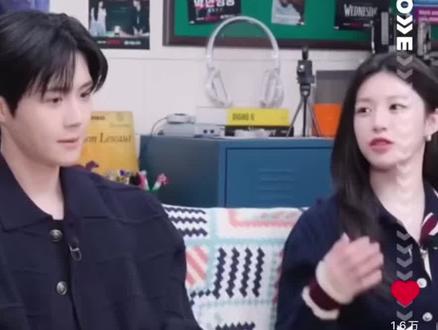 好真诚的欧尼,还专程去见粉丝!#高允真 #爱情怎么翻译