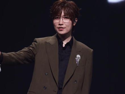 徐良串烧 4k 版 |不愧是版权大户啊!
#徐良 #歌曲串烧 #徐良演唱会repo