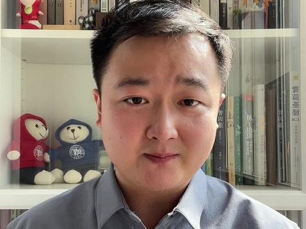 月薪3万,在养AI龙虾这行居然只是贫困线!
费半天劲装上Open Claw,以为能赚钱,结果每天都在烧Token?
同样用AI,为什么有人在亏钱,有人却在疯狂赚钱?
真正靠AI变现的只有这4类人,看完你就懂了!
#AI赚钱 #AI创业 #OpenClaw #AI搞钱 #AI干货