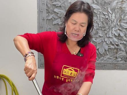 憨金翻问我#肉末杂酱 咋个炒,我说用锅炒,想吃的时候一定要有