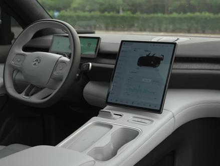 ES6 内饰看看
蔚来 ES6 NT2.0
#es6 #蔚来es6 #蔚来 #汽车人共创计划