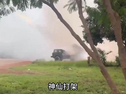 神仙打架了!柬泰战场两款中国火箭炮对轰 #泰柬冲突 #泰国 #柬埔寨 #军事科普