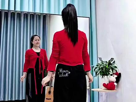 《老巷子的慢时光》超长完整版。弹跳风格舞蹈,歌好听舞好看!