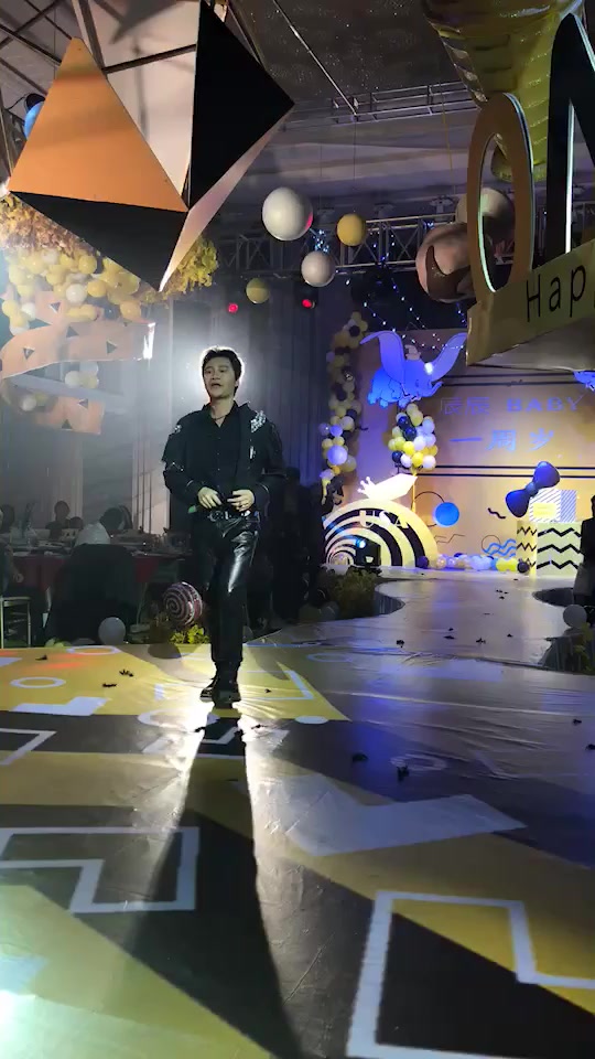 张国荣模仿者钟浩_张国荣模仿者张家荣