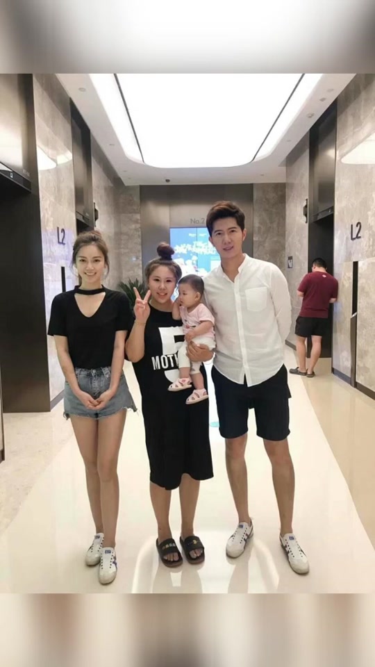 温朋达芮格多大了_温朋达芮格怎么认识的_温朋达芮格孩子 - 抖音