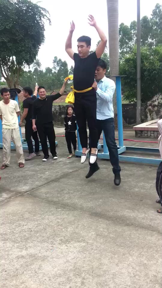 文车醒狮团长杨敖怎么了 - 抖音