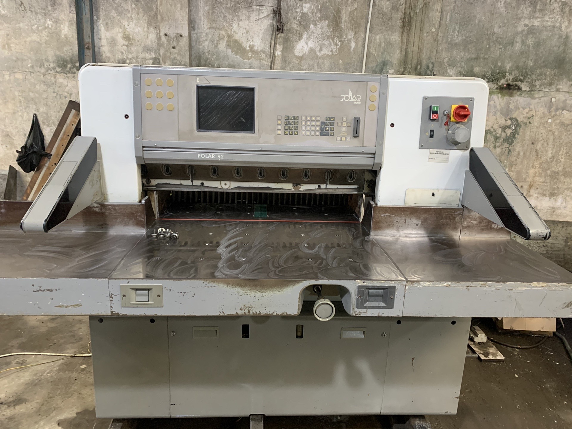 aa:德国原装进口波拉920切纸机.