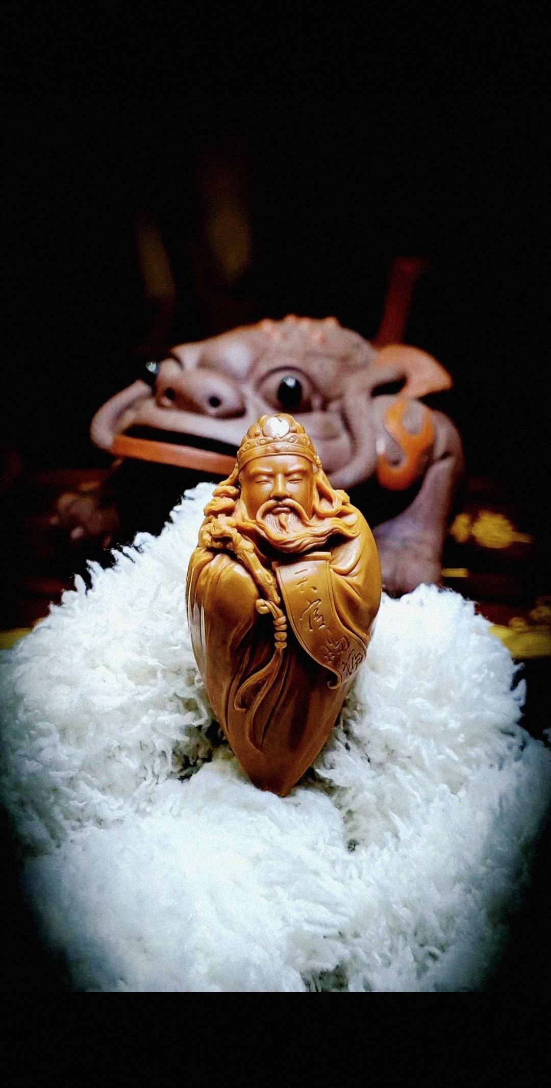 赵丹红纯手工核雕