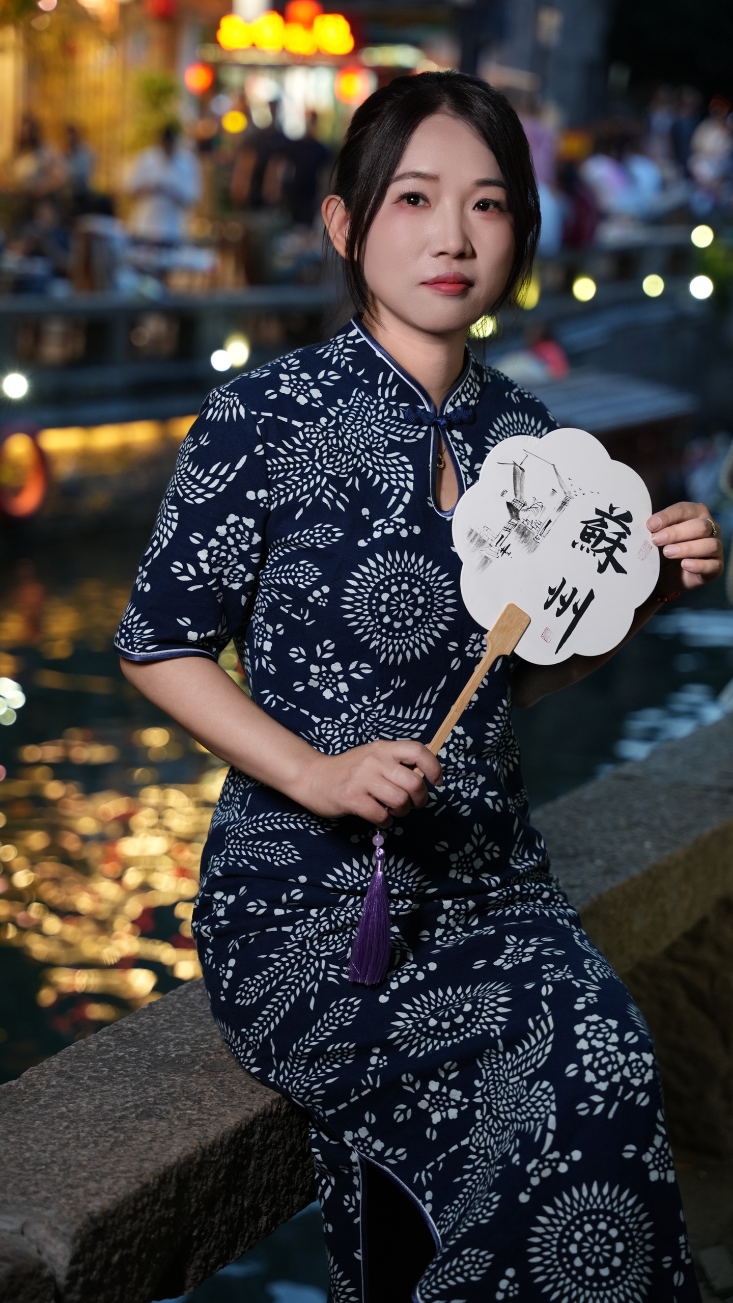 蓝印花布手抄报英文