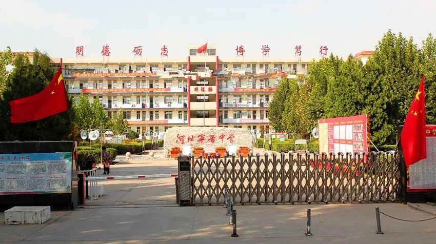 了解孩子心理特点,陪孩子度过这一阶段,为孩子的一生奠定基础.