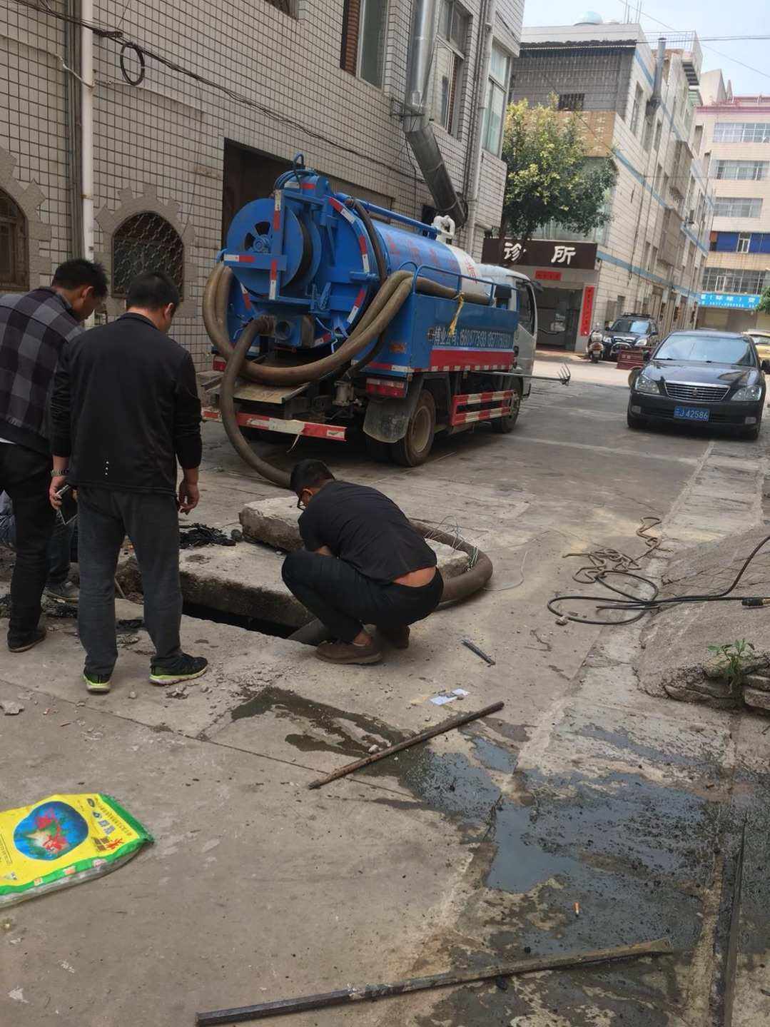 杭州西湖区清理化粪池,萧山区吸粪车抽粪,污水管道疏通,余杭区管道