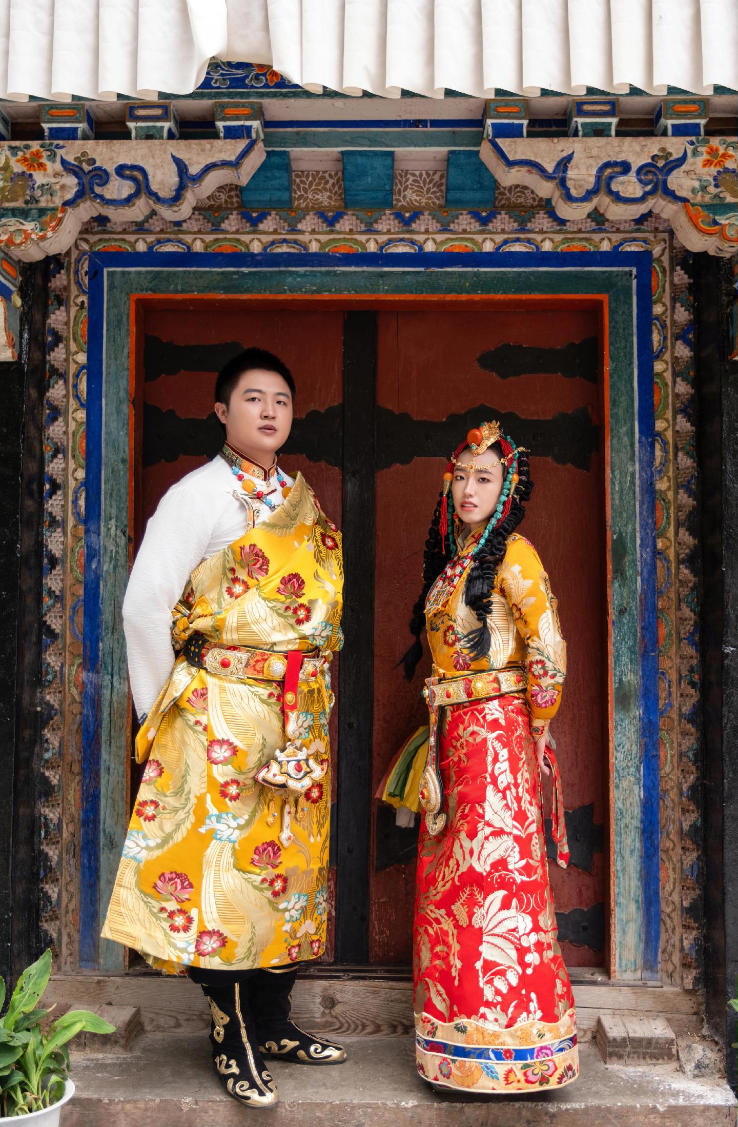 西藏拉萨香格里拉旅拍婚纱照婚纱摄影