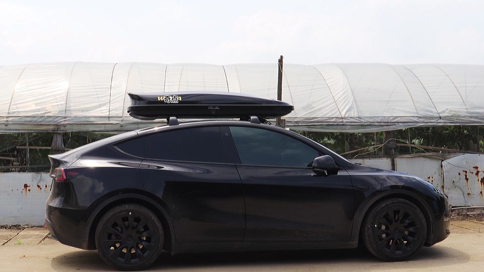 特斯拉model y 车顶行李箱有多能装,拆下车顶行李箱全过程 #特斯拉