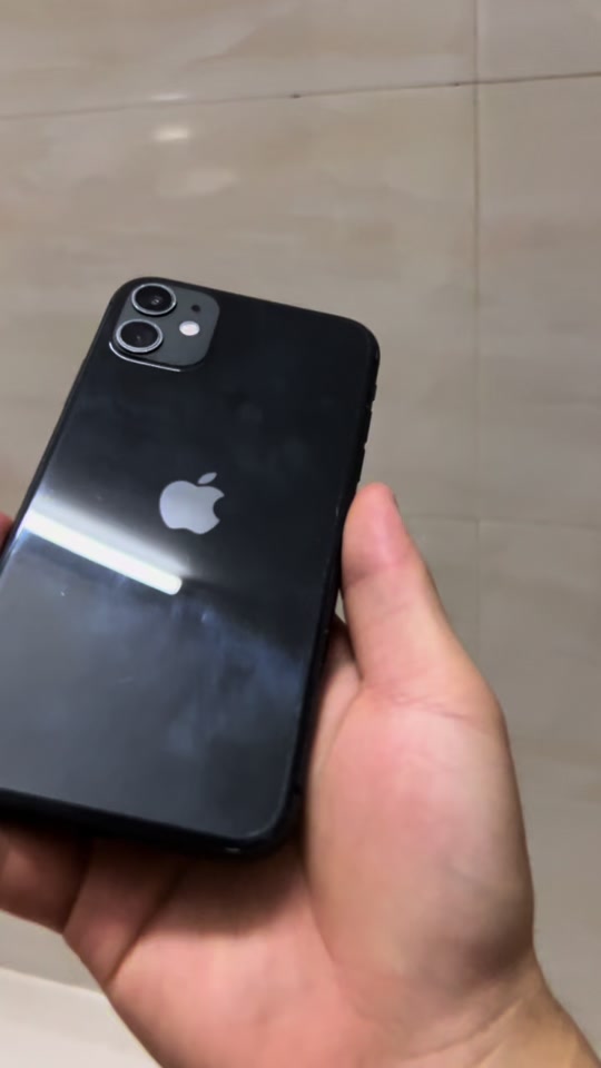 据悉,在2023年618购物节期间,iphone11斩获了 2000—3000元档位销量榜