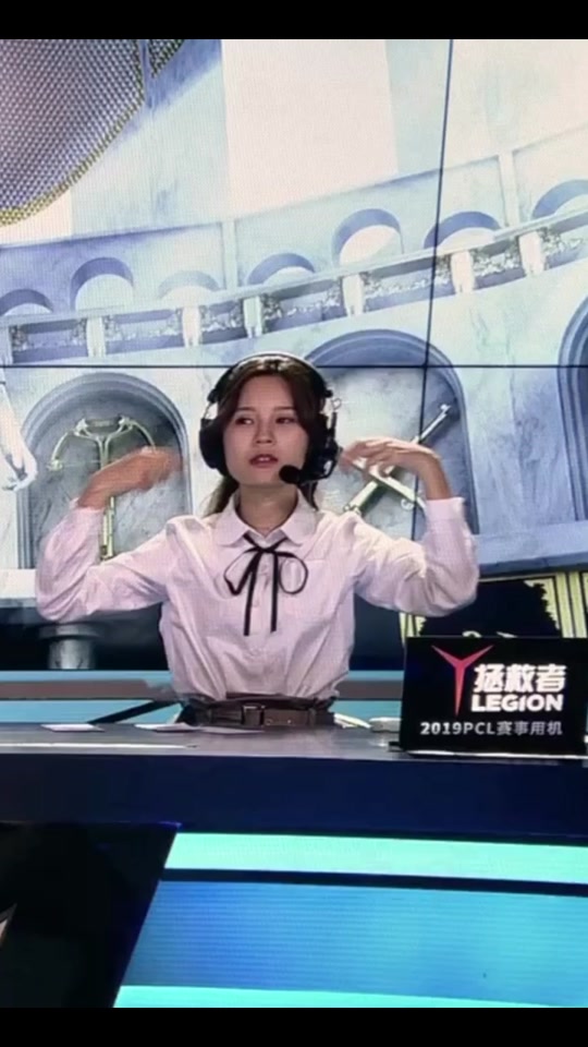 吃鸡解说小彤个人资料_虎牙解说小彤