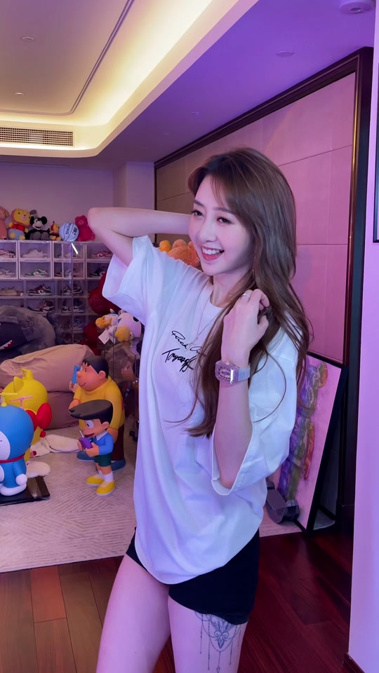 杰尼龟龟 卓仕琳