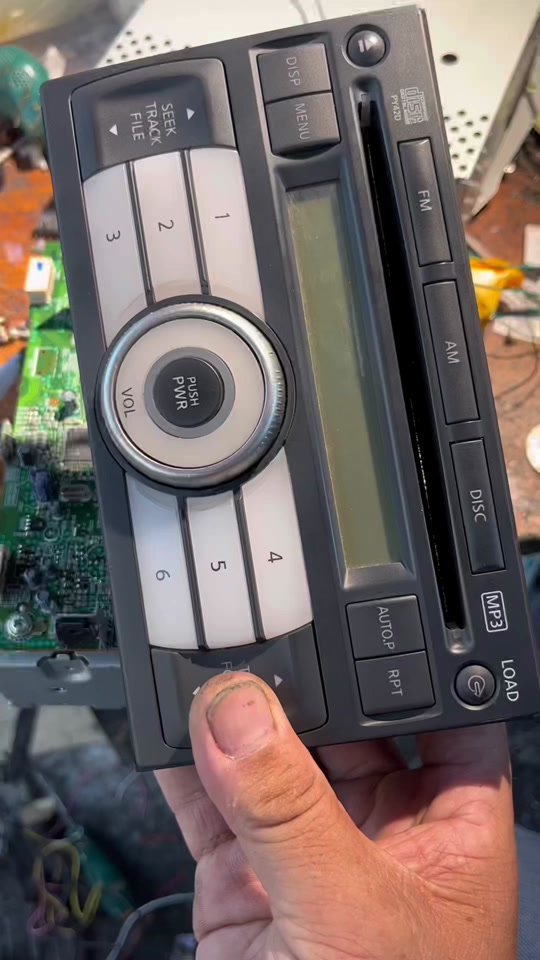 日产六碟cd机使用方法教程 - 抖音