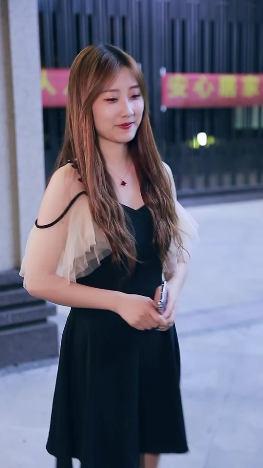 懂车侦探小璐密室逃脱_懂车侦探小璐素颜照_懂车侦探小璐的腿 - 抖音