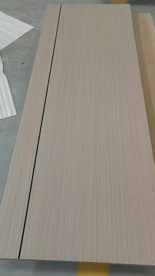 银梨灰柜体配什么颜色柜门