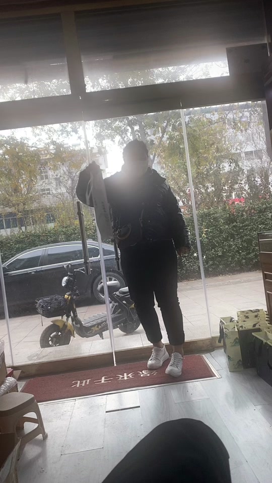 张聪和真真是刘大美团队的吗_张聪是刘大美徒弟吗_快手刘大美人徒弟