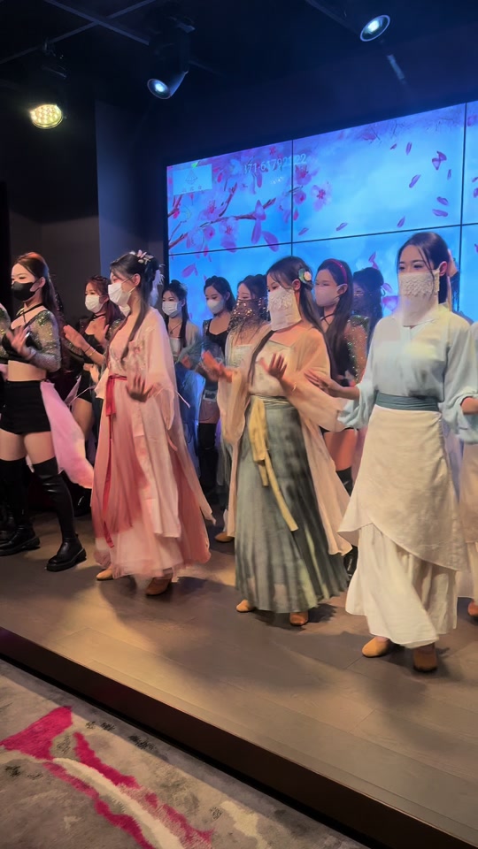 郑州桃花秀演艺ktv_郑州桃花秀演艺消费