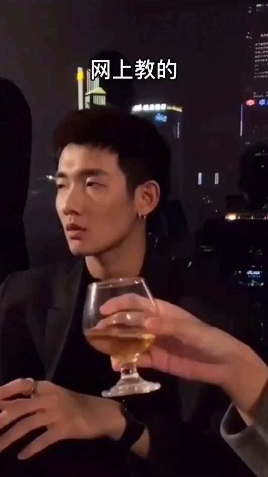 梅尼耶碰杯_梅尼耶碰杯bgm_梅尼耶碰杯是什么意思 - 抖音