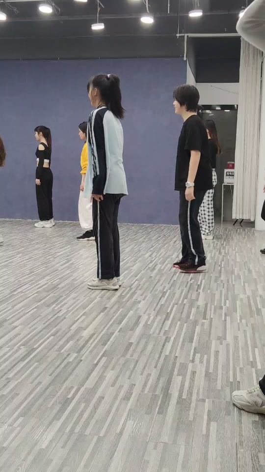 新希望旧版校服