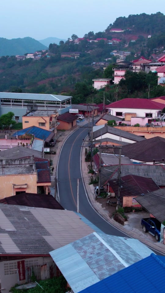 美斯乐孤军的故事