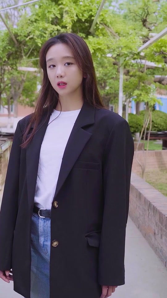 回来的女儿萌萌扮演者曾淇_曾淇个人资料简介_曾淇生活照 - 抖音