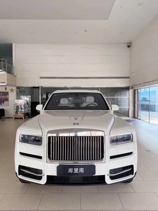 劳斯莱斯库里南白色 - 抖音