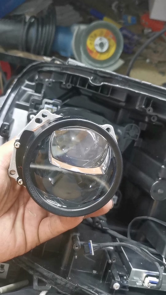 23款长城炮加装前雾灯线路图