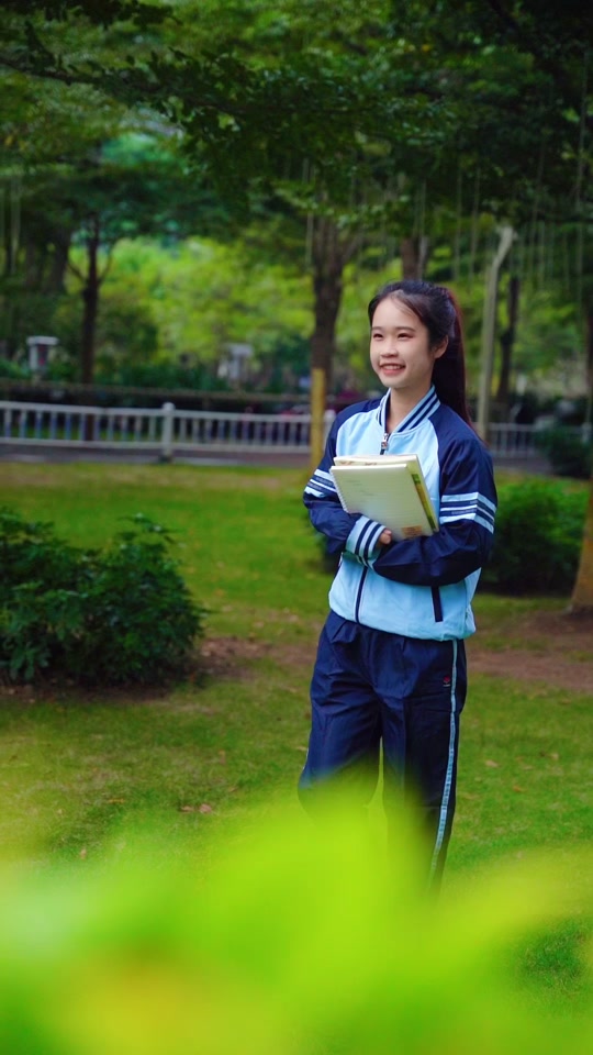 新希望旧版校服