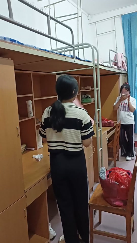 九江学院美术宿舍 - 抖音