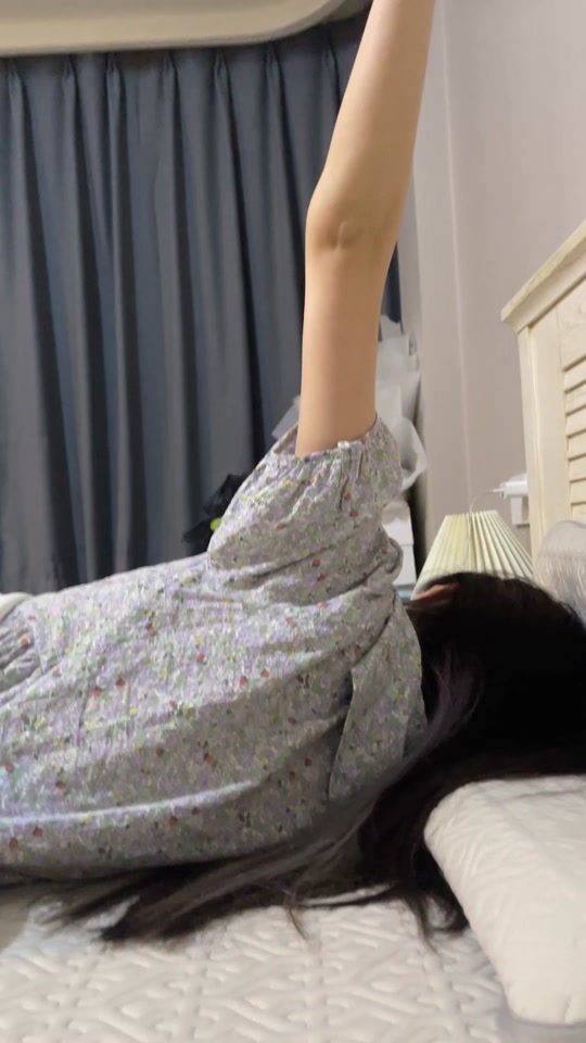 腊凤为什么刚开始不露脸 - 抖音