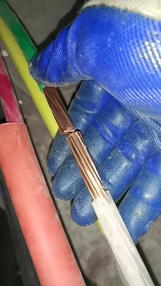 接电线专用接头_电线接头用什么接最好 接电线专用讨论_电线讨论用什么接最好（电线什么接法最好） 磁力资讯