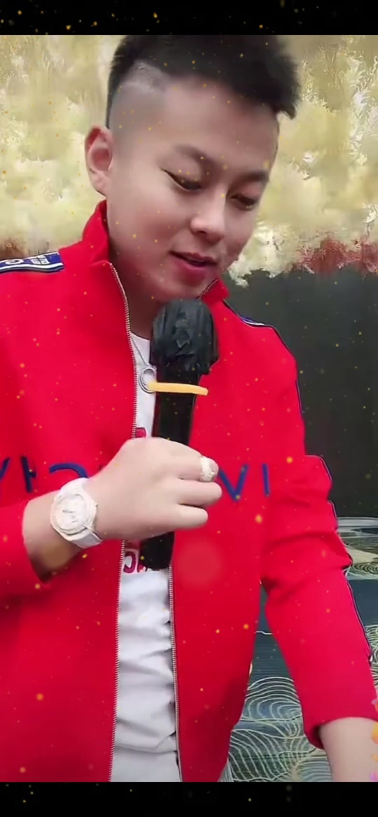 不见不散 @胜仔(1月5日海莉直播间年货大放送) #2023一起向前 #抖音小