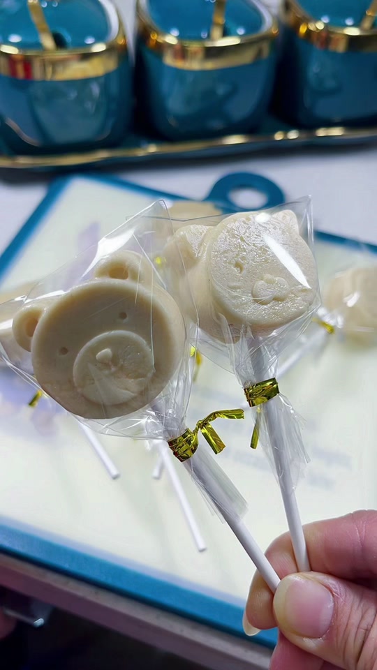 用于牛奶糖和纸和透明胶 做手工_包裹牛奶糖的透明纸_手工制作牛奶糖