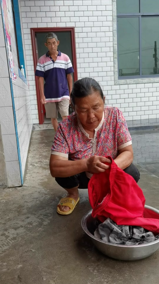 冉越江一家人_冉越江一家是哪里人_冉越江个人资料 - 抖音