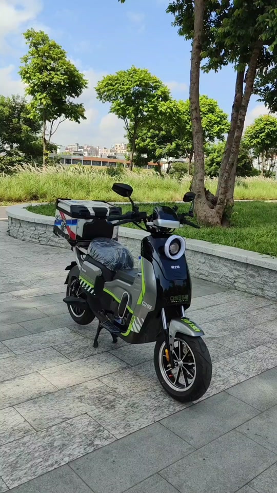 2024年格士铃骑士350对比横 - 抖音