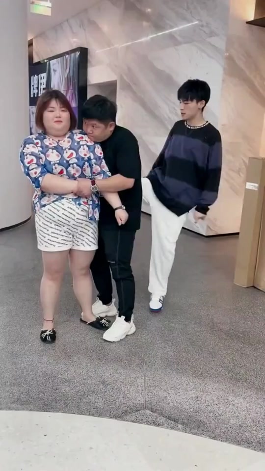 张大萌路人视角_张大萌个人简介_主播张大萌 - 抖音