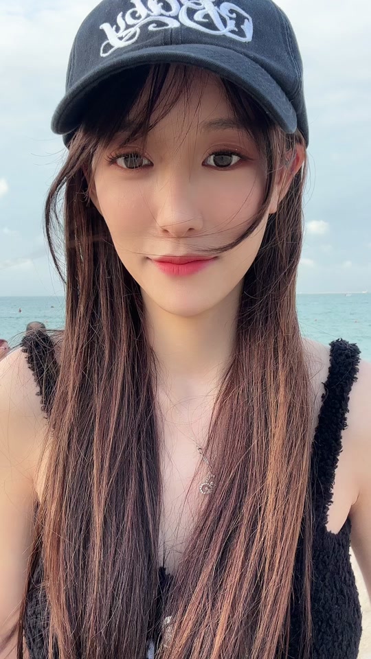 南波儿泳池派对录屏_斗鱼南波儿儿子