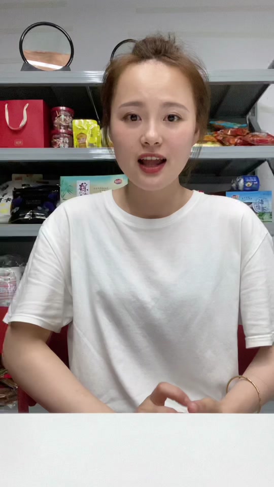 阿花花酱timi长什么样_阿花花酱是怎么红的